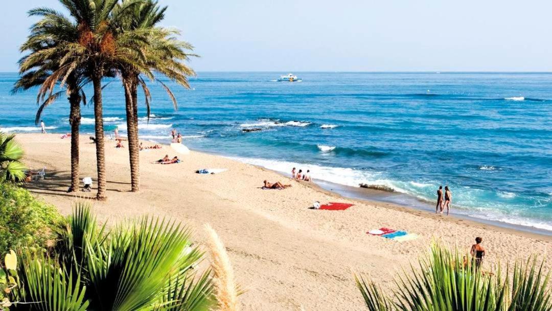 Apartamento Con Gran Terraza Junto A La Playa Torremolinos Eksteriør bilde